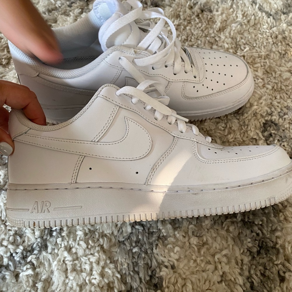 AF1 - Picture 3 of 9